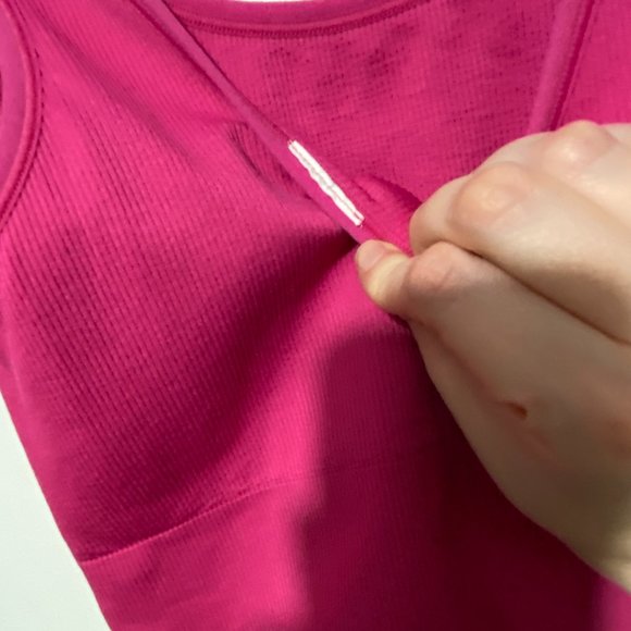 Athleta Aurora Seamless Scoop Crop Tank Hot Pink Size M - Picture 2 of 6